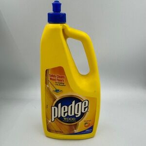 Pledge Wood Floor Cleaner Unisex 32oz Yellow Orange Scent Liquid Squirt 2004